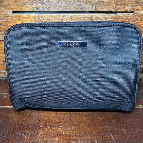 Gucci cosmetic bag - Picture 1 of 14